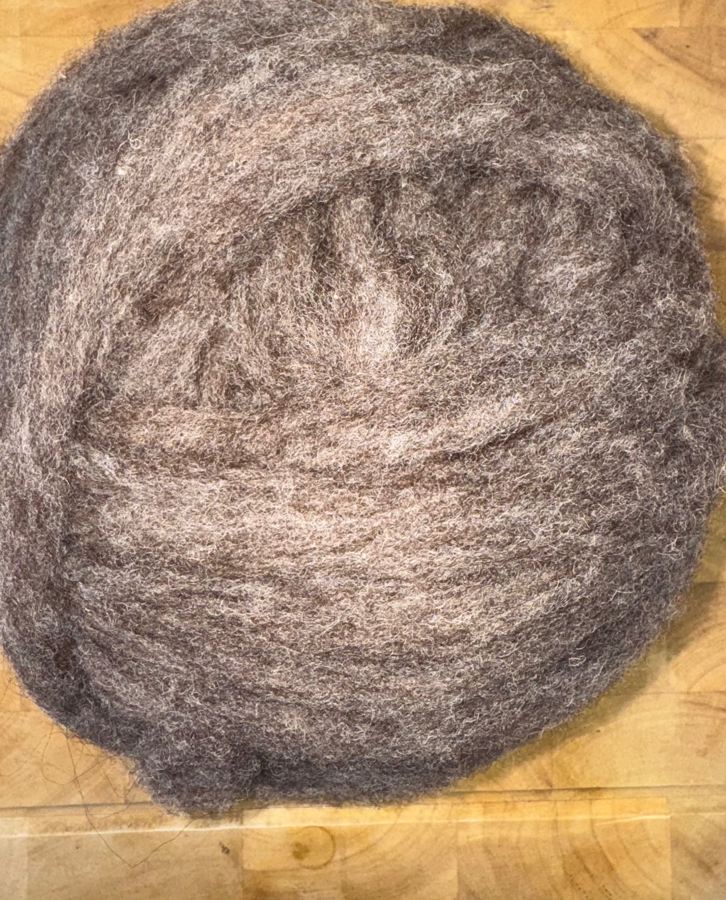 Roving 4oz ball Natural Heather Jacob