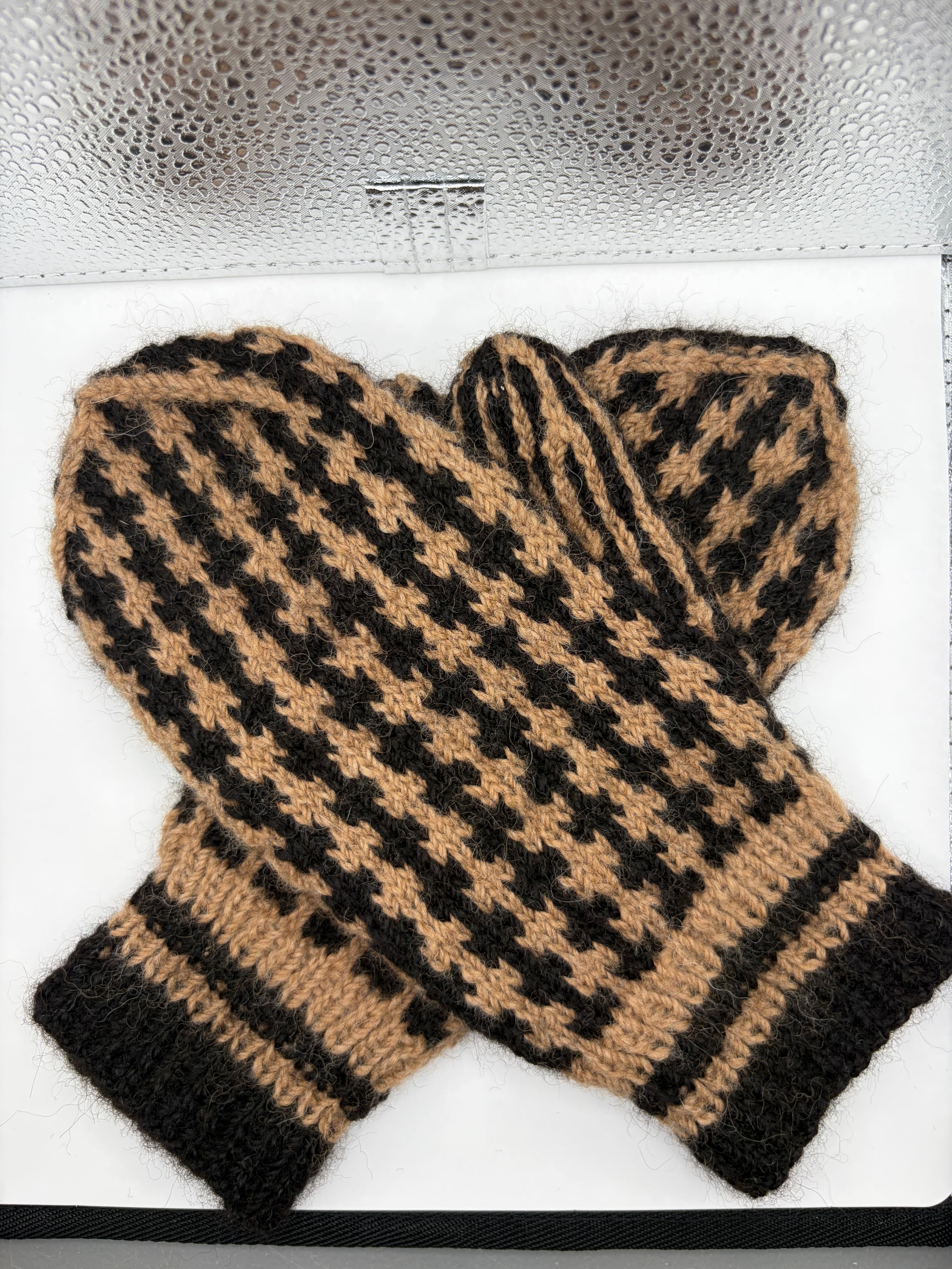 Alpaca Powers Mittens Kit